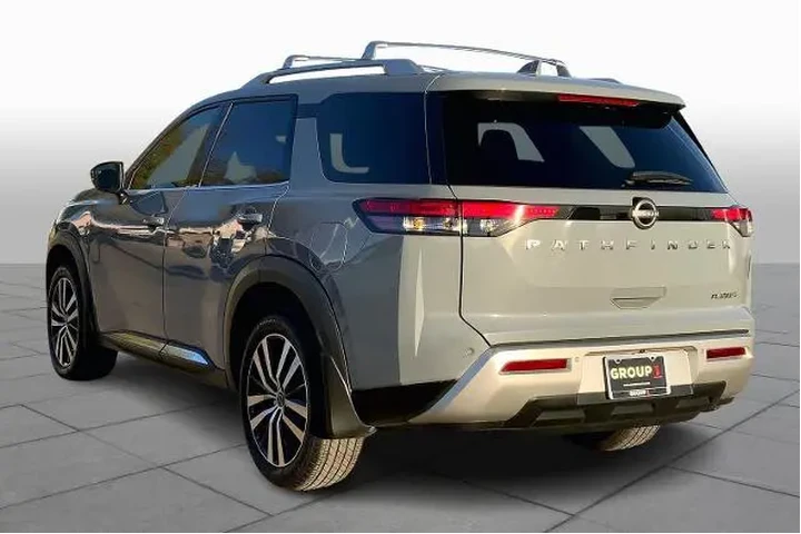 $37774 : Nissan Pathfinder 2024 Plati image 9
