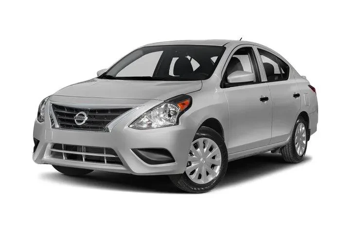 $5590 : Nissan Versa 2018 S 4dr Seda image 1