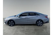 $28796 : Hyundai ELANTRA 2025 SEL Con thumbnail