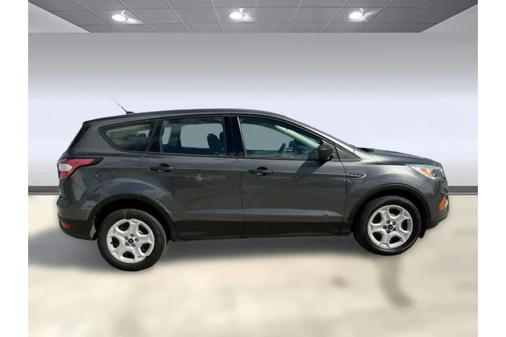 $9999 : Ford Escape 2017 S 4dr SUV image 7