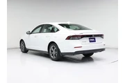 $27998 : Honda Accord 2023 EX 4dr Sed thumbnail