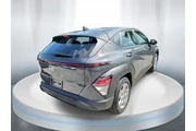 $21450 : Hyundai KONA 2025 SE 4dr Cro thumbnail