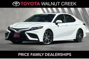 Toyota Camry Hybrid 2024 SE