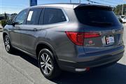 $22704 : PRE-OWNED 2017 HONDA PILOT EX thumbnail