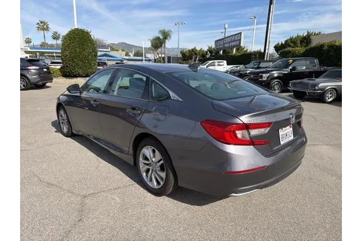 $17796 : Honda Accord 2020 LX 4dr Sed image 5