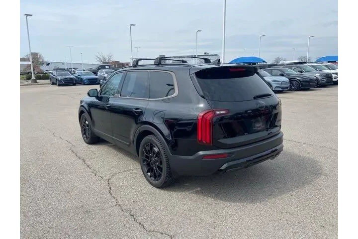 $27133 : Kia Telluride 2021 AWD SX 4d image 4