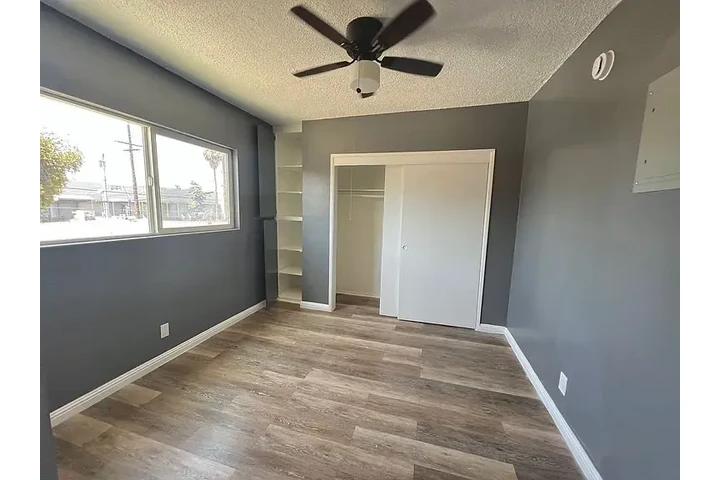 $1100 : New 1bd 1ba @Huntington image 5