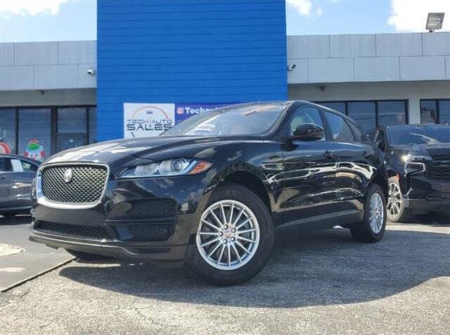 $13995 : 2017 Jaguar F-Pace image 3