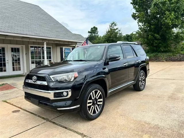 $28995 : 2018 4Runner image 1