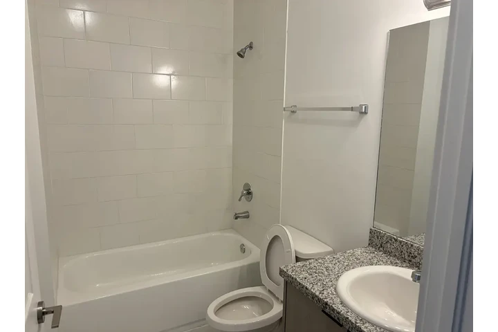 $1700 : 3 Bienvenido image 2