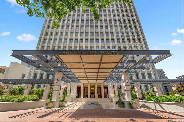 $375000 : SE VENDE PROPIEDAD DOWNTOWN image 1