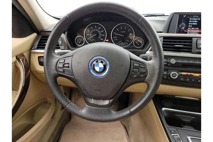 $13998 : BMW 3 Series 2015 AWD 320i x image 10