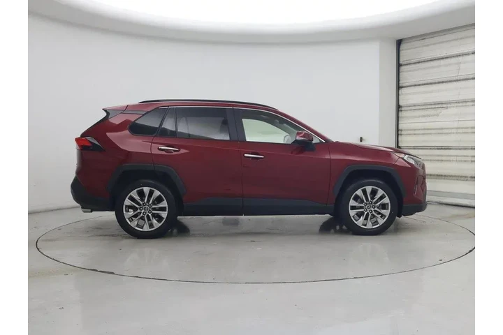 $28998 : Toyota RAV4 2019 AWD Limited image 7