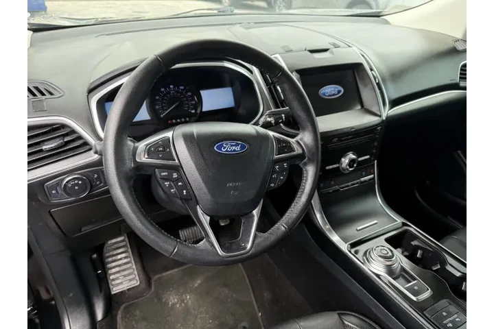 $9800 : 2019 Edge Titanium image 5