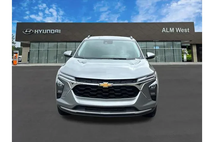 $19720 : Chevrolet Trax 2025 LT 4dr C image 2