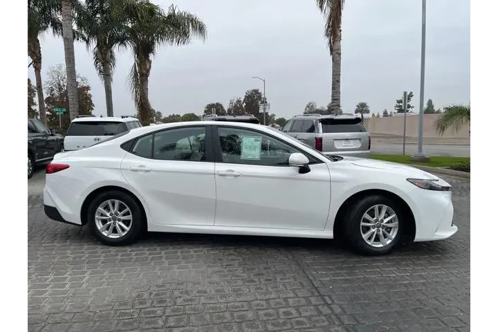 $24990 : Toyota Camry 2025 LE 4dr Sed image 5