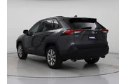 $26998 : Toyota RAV4 2021 XLE Premium thumbnail