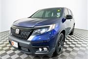 $17735 : PRE-OWNED 2019 HONDA PASSPORT thumbnail