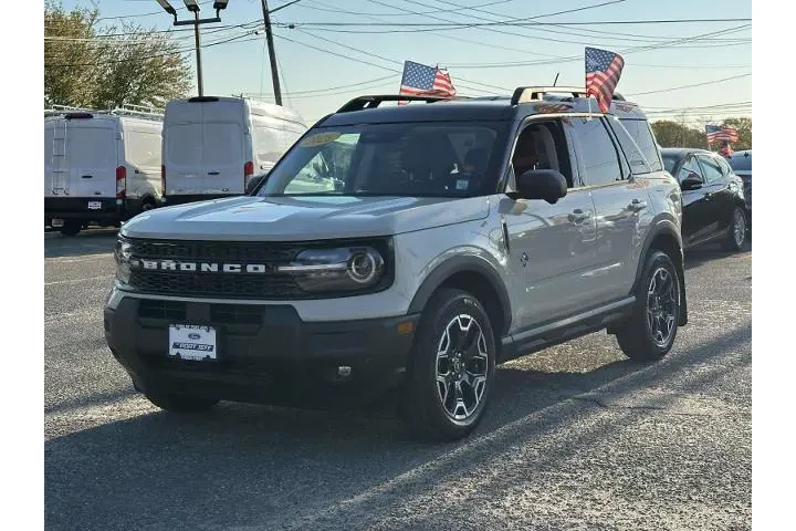 $35600 : Ford Bronco Sport 2025 AWD O image 1