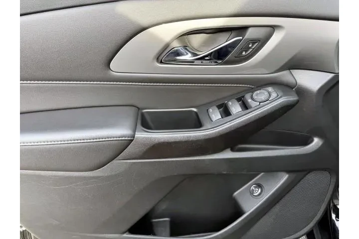 $26999 : Chevrolet Traverse 2023 4x4 image 8