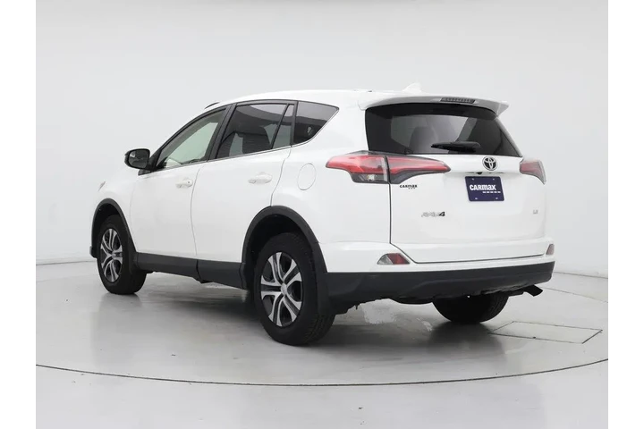 $22998 : Toyota RAV4 2017 LE 4dr SUV image 2
