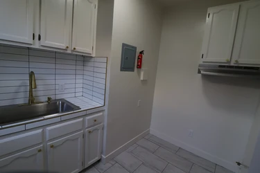 APARTAMENTO SENCILLO (SINGLE) en Los Angeles