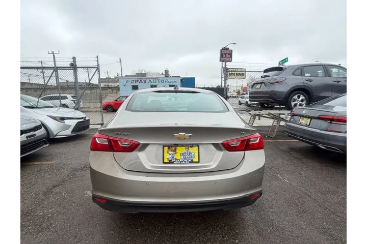 2023 Malibu LT image 7