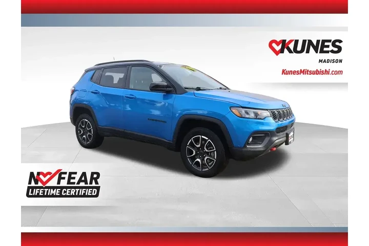 $24577 : Jeep Compass 2025 4x4 Trailh image 1