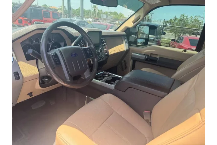 $27797 : 2014 F-250 Super Duty Lariat image 8