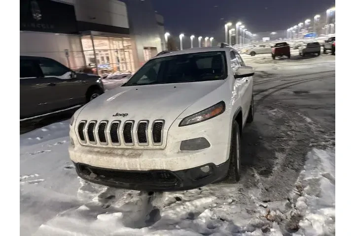 $14919 : Jeep Cherokee 2018 4x4 Latit image 2