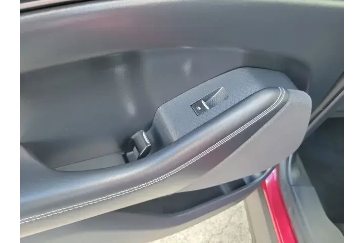 $28990 : Ford Mustang Mach-E 2025 Sel image 10