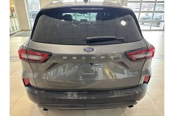$23400 : Ford Escape 2025 ST-Line 4dr image 4