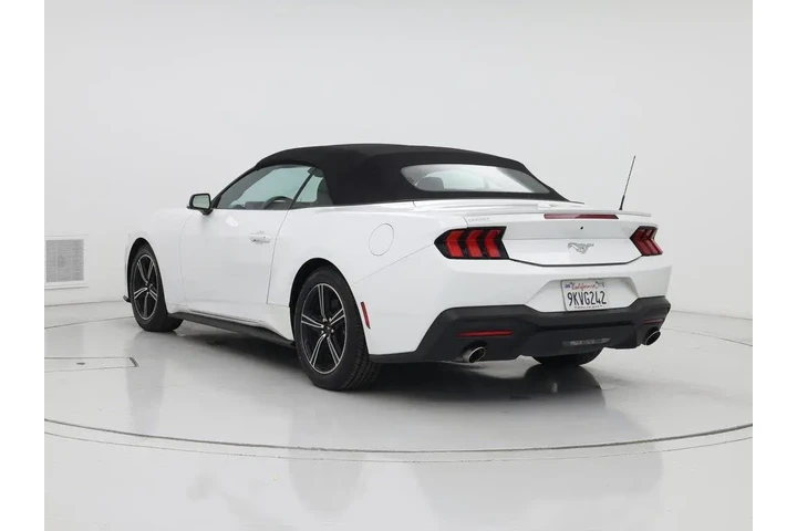 $26998 : Ford Mustang 2024 EcoBoost 2 image 2