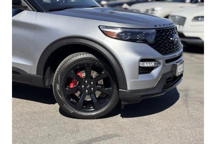 $39991 : Ford Explorer 2024 AWD ST 4d image 3