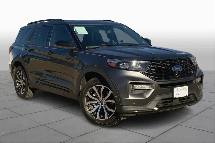 $26991 : Ford Explorer 2020 AWD ST 4d image 2