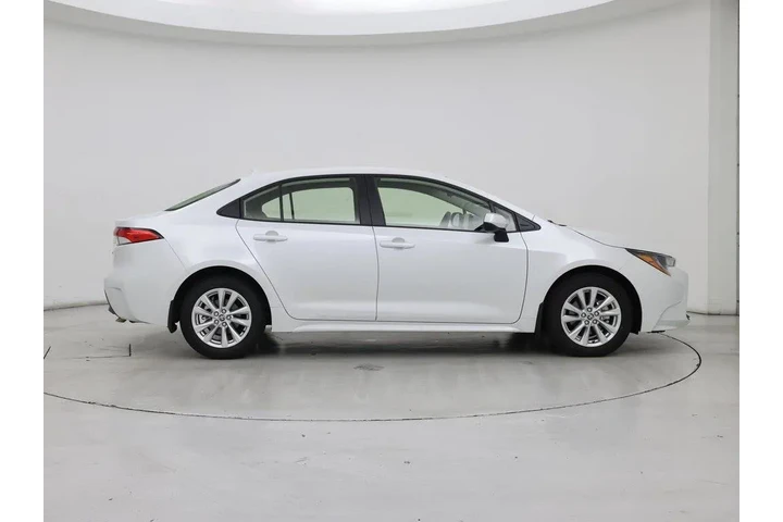 $24998 : Toyota Corolla 2026 LE 4dr S image 7