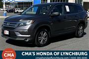 PRE-OWNED 2017 HONDA PILOT EX en Madison WV