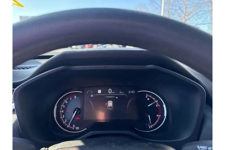 $26402 : Toyota RAV4 2024 XLE 4dr SUV image 10