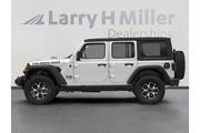 Jeep Wrangler Unlimited 2022 thumbnail