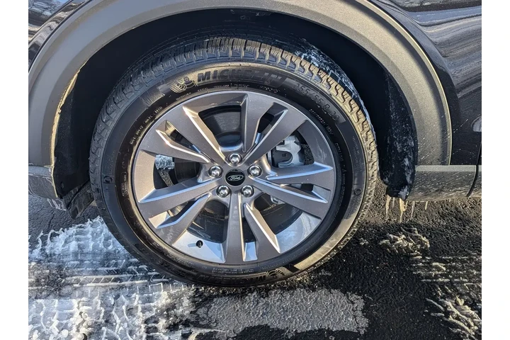 $38999 : Ford Explorer 2025 AWD Activ image 9