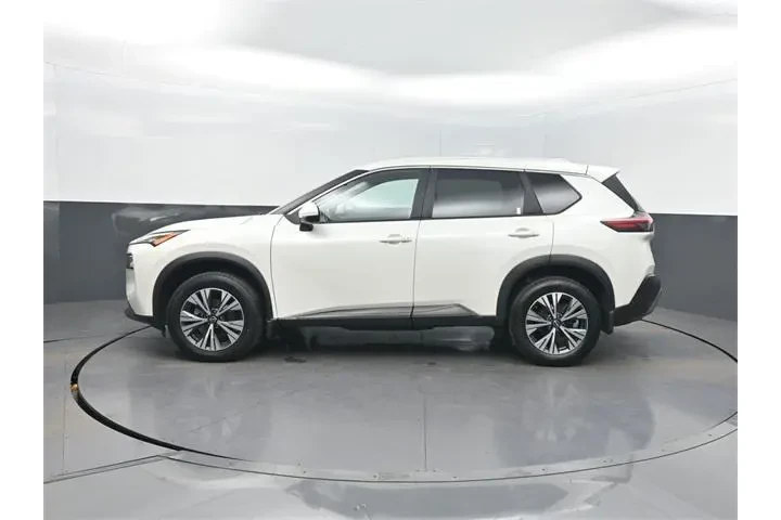 $16609 : Nissan Rogue 2022 SV 4dr Cro image 2