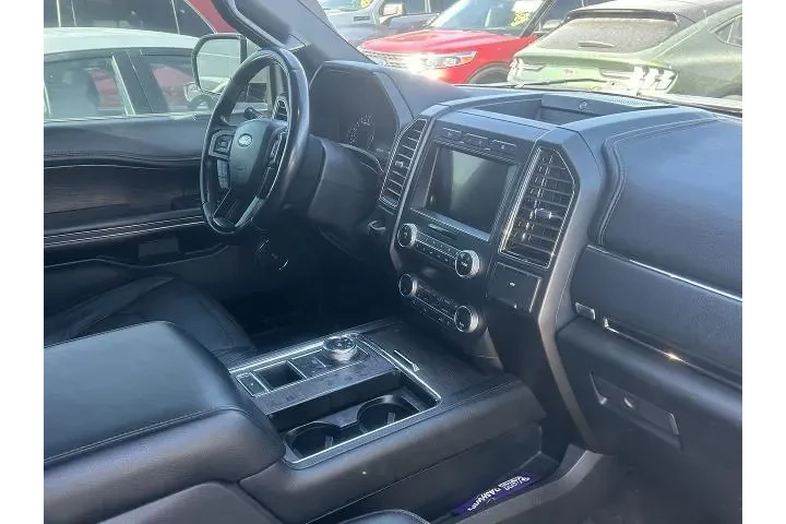$28777 : Ford Expedition 2020 4x2 Lim image 2