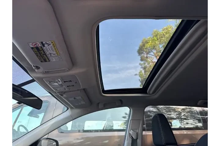 $16850 : Toyota RAV4 2014 XLE 4dr SUV image 8