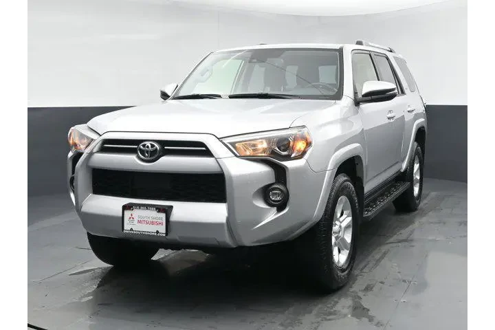 $36826 : Toyota 4Runner 2024 4x4 SR5 image 1