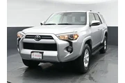 Toyota 4Runner 2024 4x4 SR5 en Long Island