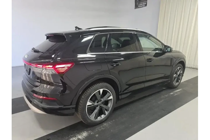 $23490 : Audi Q4 e-tron 2022 AWD quat image 4