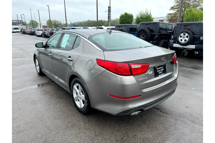 $8980 : 2015 Optima 4dr Sdn LX image 4