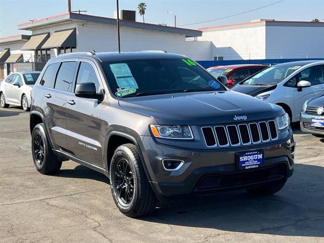 $16395 : 2016 Grand Cherokee Laredo image 2