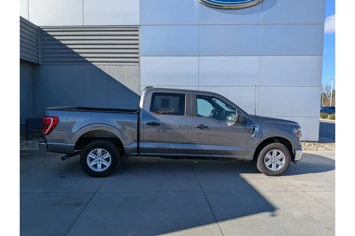 $34897 : Ford F-150 2023 4x2 XL 4dr S image 3