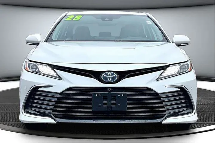 $26000 : Toyota Camry Hybrid 2023 XLE image 2